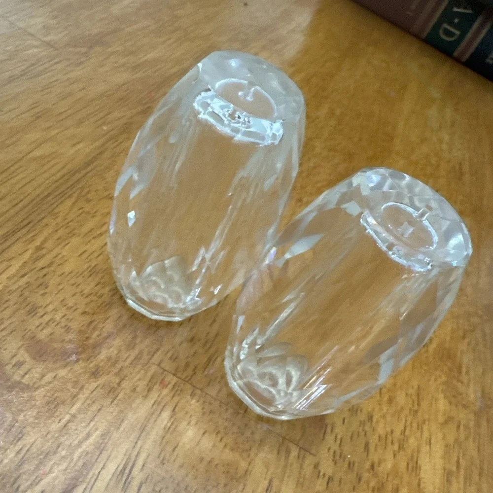 Vintage Elegant Clear Crystal Glass Small Salt Pepper Shakers 2.5